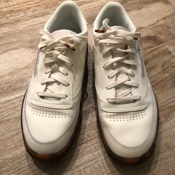 Men’s Reebok sneakers - Picture 1 of 3